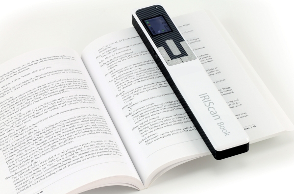 IRIScan Book 5 - ideal to scan books in a flash