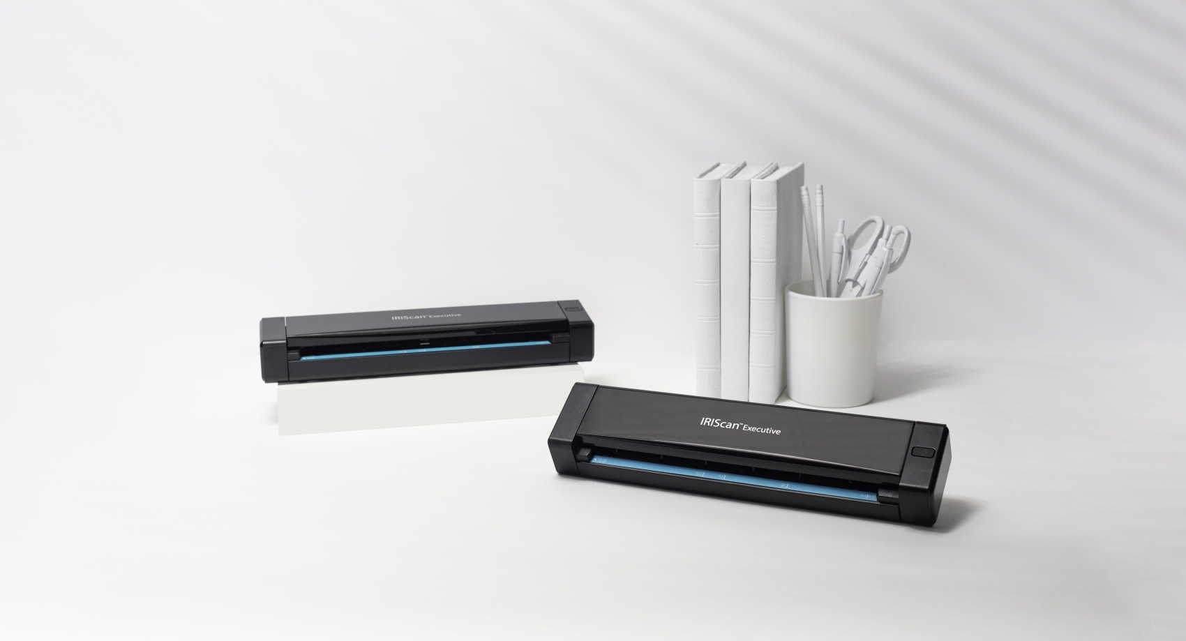 IRIScan Executive 4, the ultimate mobile duplex scanner