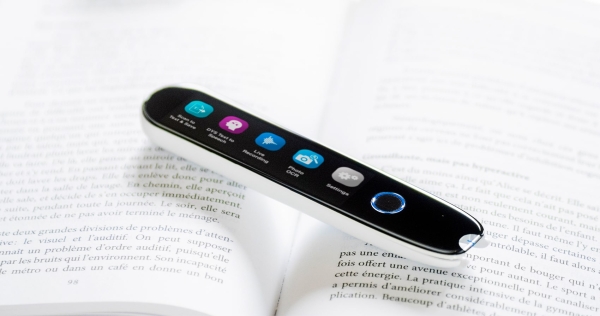 IRISPen Reader 8 - the ideal reading pen to scan, learn and succeed